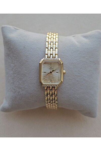 LİLİA ساعة بهيكل فولاذي وتفاصيل حجرية