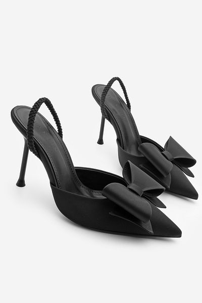 Marjin Stiletto-Schuhe – Schleifendetail mit offenem Rücken, Gummizug und Absatz.