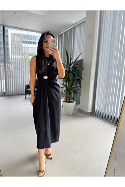 caddstore My 3718 Siyah Broş Detaylı Krep Elbise