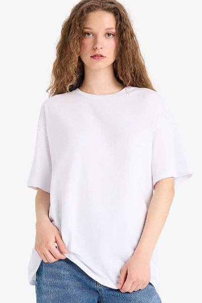 DeFacto Oversize szeroki wzór okrągły dekolt podstawowy prosty krótki rękaw biały T-shirt F3454axns