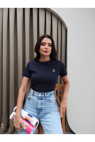 ESRAHELVACI Teddy Bear Embroidered Crop T-Shirt