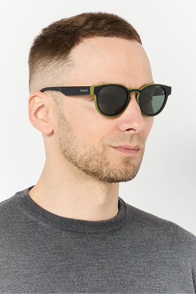 Timberland Men TB00026 Round Sunglasses, Black