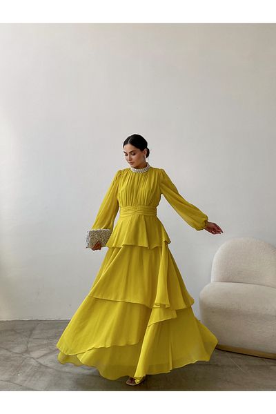 Swan Woman Βραδινό φόρεμα με λεπτομέρεια με βολάν