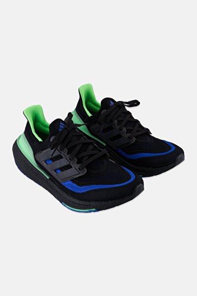 adidas حذاء جري خفيف الوزن للرجال من ألترا بوست برباط، أسود