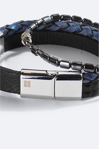 Avva Men's Navy Blue Leather and Stone Bracelet A51Y9609