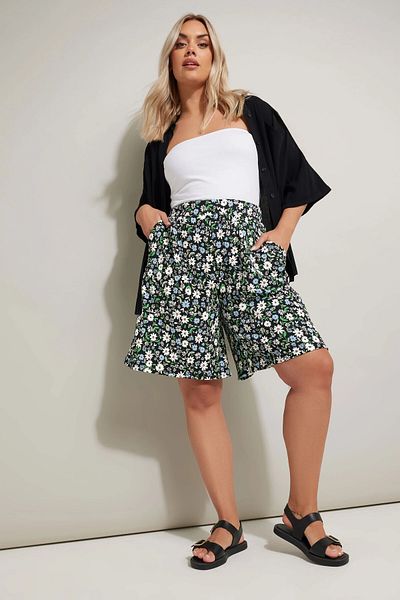 Stil Diva Plus Size Elastic Waist Patterned Loose Cut Lycra Shorts with Pockets 145288