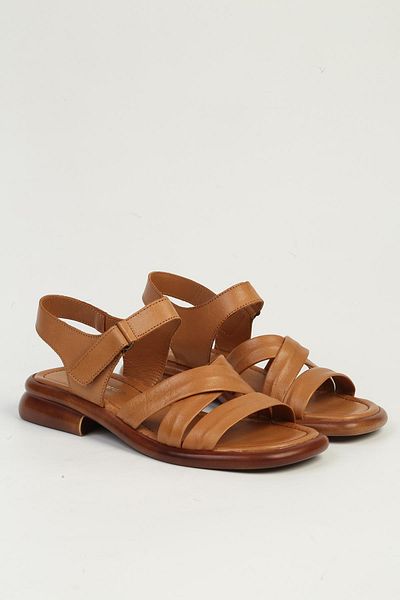 Pierre Cardin Tan Women's Leather Sandals Pc-54600