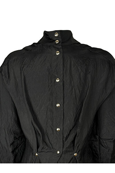 KAMEYA Sırtı Çıtçıt Detaylı Siyah Bluz