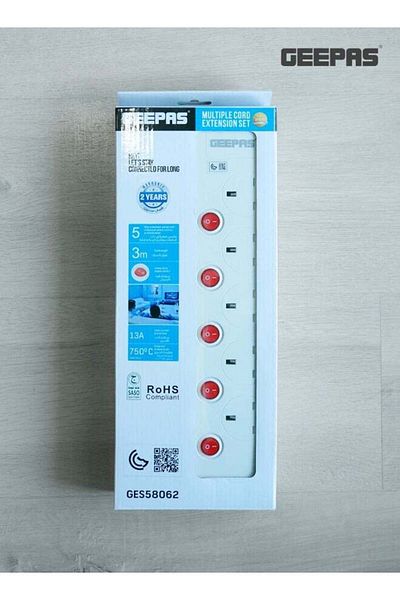 Geepas 5-way Extension Socket with Individual Switches Fire Proof Protection/ 3-meter Cord, Ideal fo