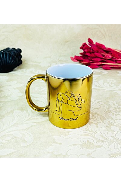 Gift Moda Kişiye Özel Çizgi Anne Erkek Çocuk Tasarımlı Gold Kupa