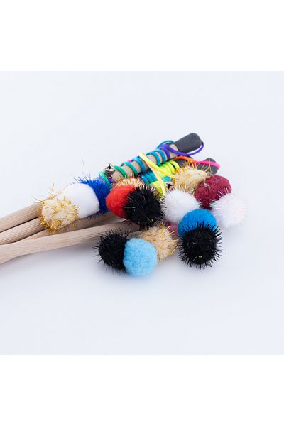 Bimotif Wooden Handle Cat Play Fishing Rod with Pompom 1 Piece (Mix Color)