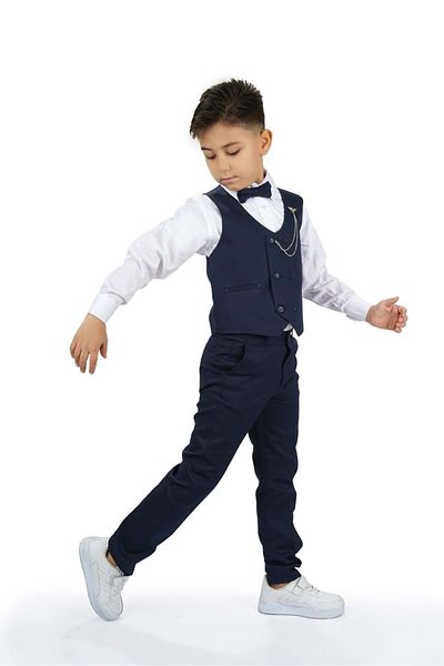 ŞEYMA BUTİK Boy's Tuxedo Suit - Vest, Pants, Shirt, Bow Tie and Chain SYM0272