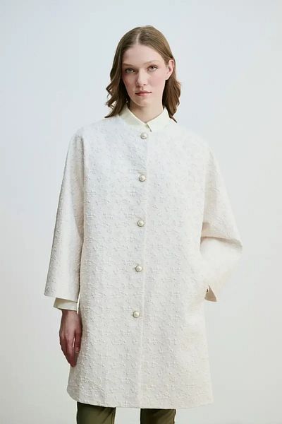 Gusto Ecru Bow Jacquard Kaftan