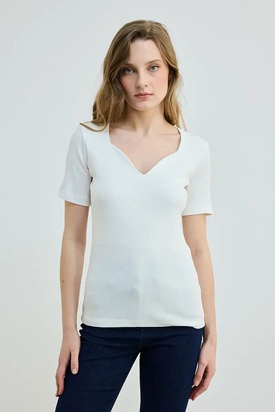 Gusto Heart Collar Cotton Camisole Blouse - Ecru