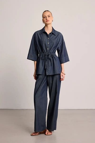 Gusto Jachetă cămașă din denim cu talie - albastru