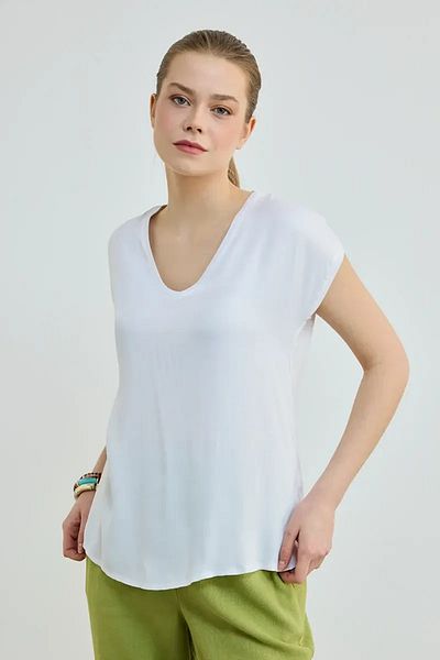 Gusto Tricou alb din satin cu decolteu în V