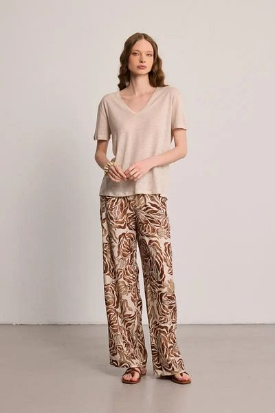Gusto Tricou de in cu decolteu in V - Bej