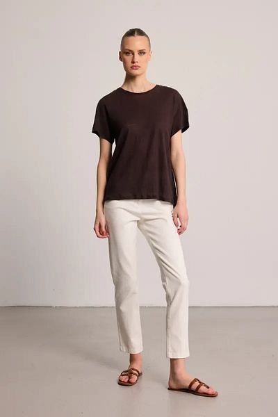 Gusto Λινό T-shirt με Στρογγυλή Λαιμόκοψη - Καφέ