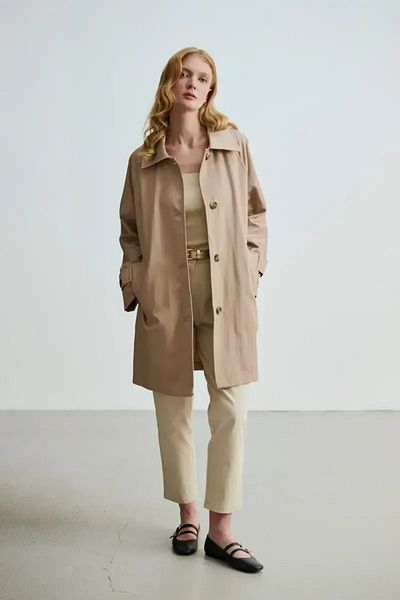 Gusto Beige Relaxed Cut Trench Coat Shoes