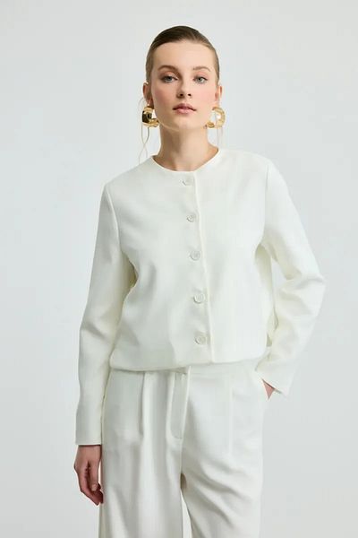 Gusto Round Neck Ecru Crepe Jacket