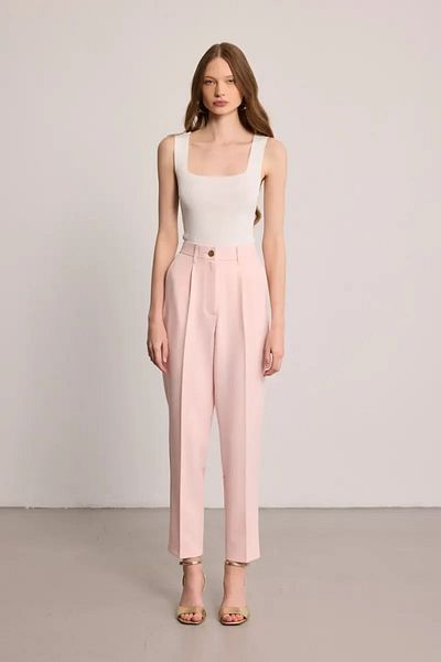 Gusto Pleated Cigarette Pants - Pink