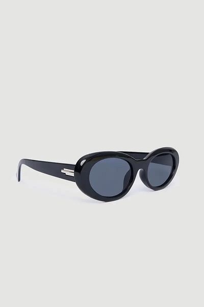 Gusto Bone Framed Sunglasses - Black