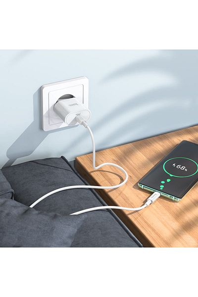 REDz Accessories Charger Set For Iphone 15/16 And Android, Hoco C94a Adapter Type-c Cable 1m, Pd20w, White