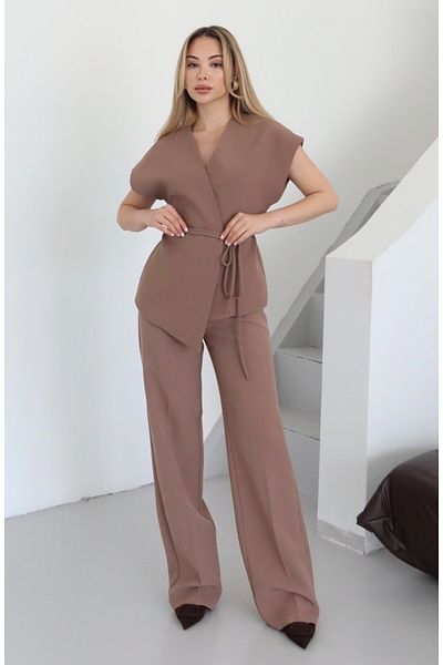 Laluvia Hellbraunes Juana-Weste-Rohrschuh-Hosen-Set – 9567