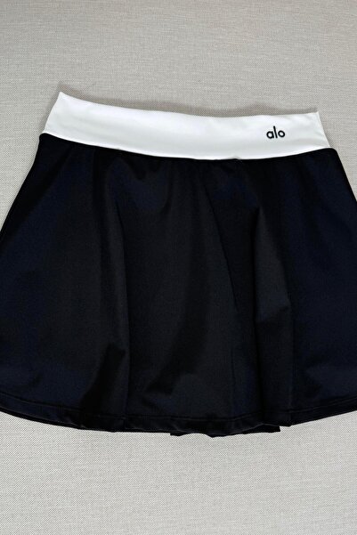 Butik Gardrop العلامة التجارية المكافئة شورت تصميم تنورة صغيرة سوداء