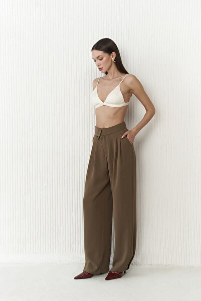 MAI STUDIOS CO. Detailní khaki kalhoty Diego s předním knoflíkem