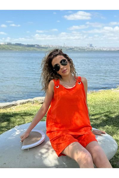 Femella Women Fashion Women's Sleeveless V-Neck Bird Eye Detail Blouse Short Aerobin Double Set