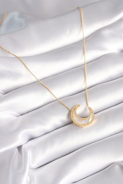 Skygo 316L Steel Gold Color White Pearlescent Crescent Model Women's Necklace - TJ-BKO8362