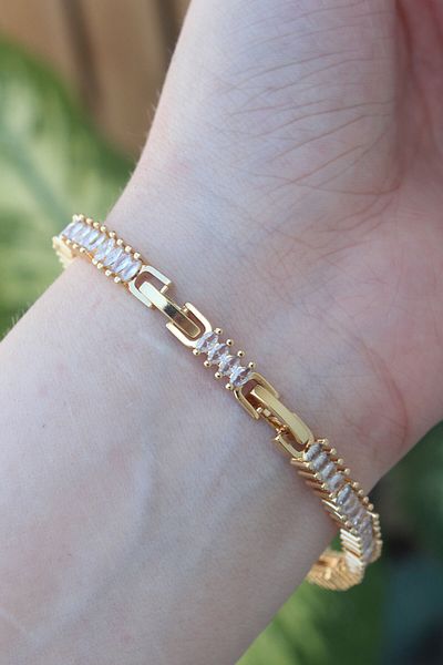 Skygo Vip Series Brass Pink Zircon Stone Gold Color Baguette Model Bracelet - Tj-Bb6078