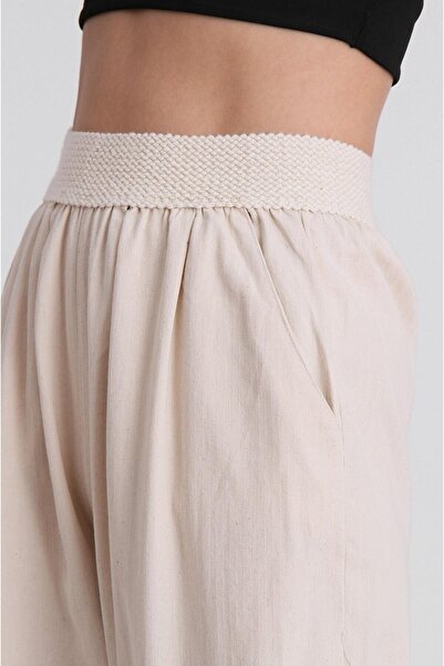 FEMMESTUDIO Kadın Krem Bel Detaylı Keten Pantolon