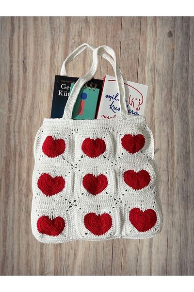 Genel Markalar Kırmızı Kalp Desenli %100 El Yapımı Kroşe Çanta