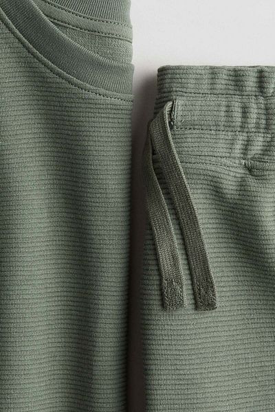 H&M 2-piece T-shirt And Shorts Set