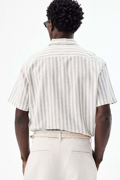 H&M Regular Fit Short-sleeved linen-blend shirt