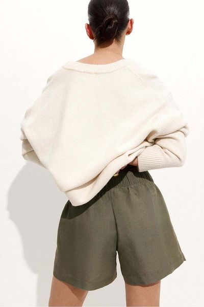 H&M MAMA Linen-blend shorts