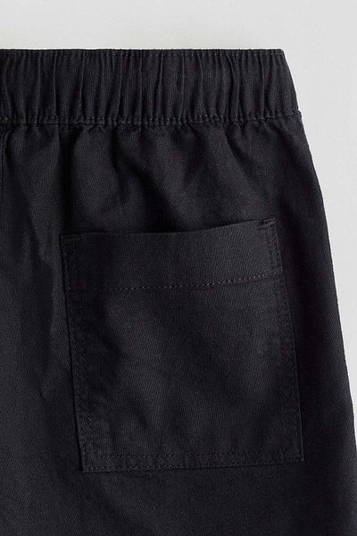 H&M شورت من مزيج الكتان