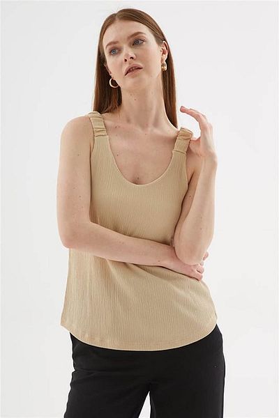 Fashion Friends Μπεζ μπλούζα με λαιμόκοψη