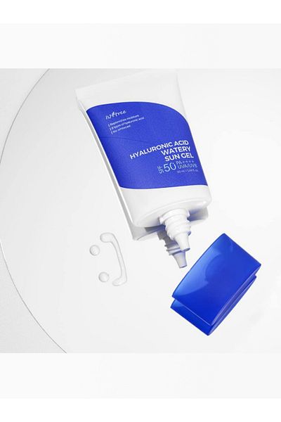 Isntree 50 ml Long Gel with Hyaluronic Acid - Chemical Filter, 8 Type Sunscreen (SPF50)