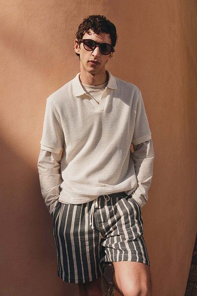 H&M Regular Fit Hole-knit polo shirt