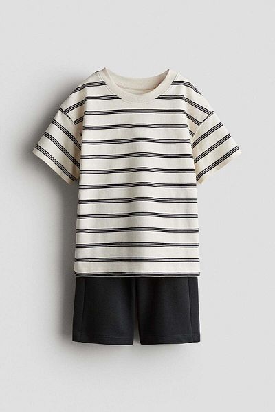 H&M 2-piece T-shirt and shorts set
