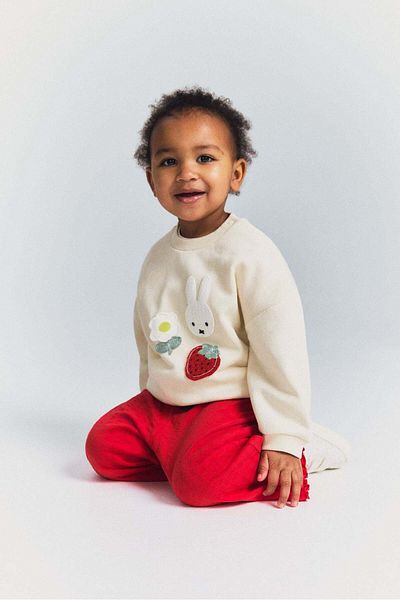 H&M Appliquéd Sweatshirt