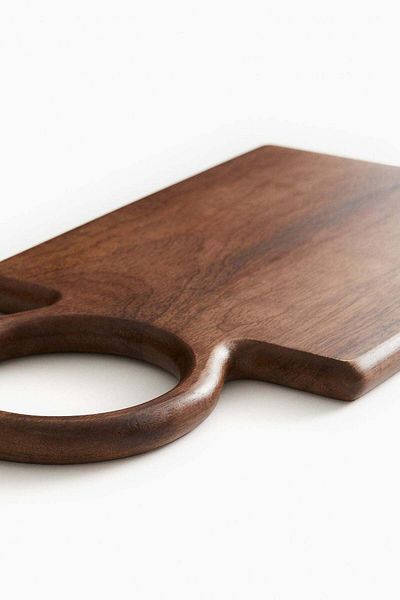 H&M Small mango wood chopping board