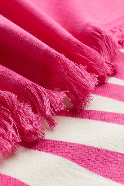 H&M Fringed beach towel