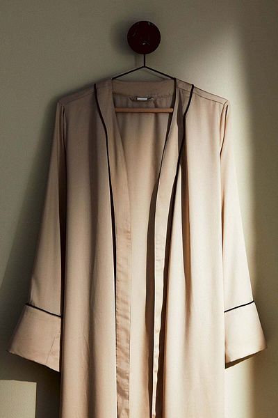H&M Satin dressing gown