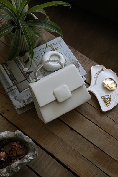 Moom Bag Γυναικεία λευκή τετράγωνη αγκράφα αξεσουάρ με πέτρινη λαβή βραδινό φόρεμα Clutch bag Τσάντα ώμου