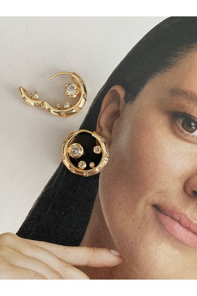 Pinery Jewels Pair of C Hoop Solitaire Detailed Women's Earrings