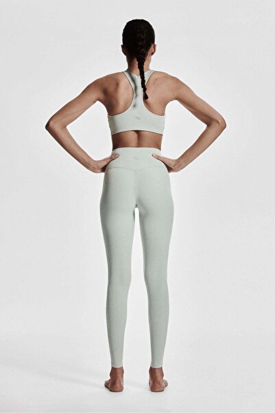 H&M Yoga leggings in SoftMove™